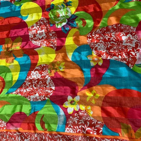 VINTAGE FLORAL AND STRIPE SCARF WRAP BY BERKSHIRE - Picture 4 of 4